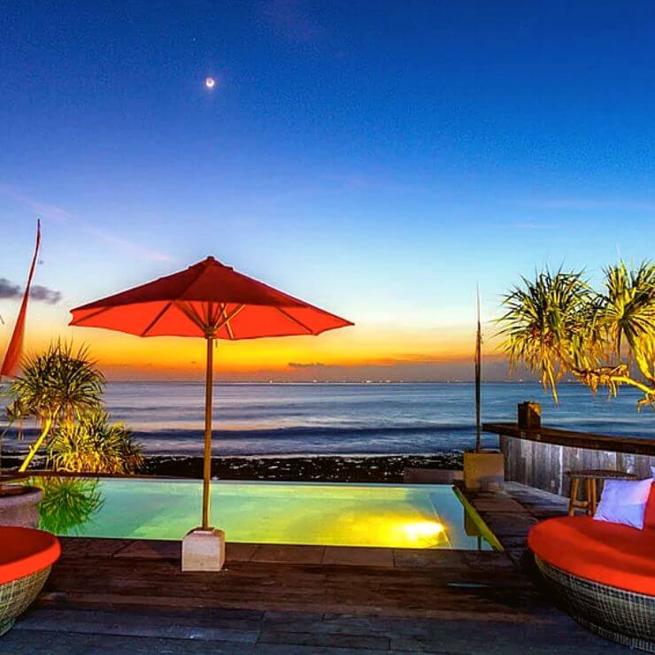 Top 8 Spots to Drink and Watch the Sunset on Nusa Lembongan - The Palms Ceningan